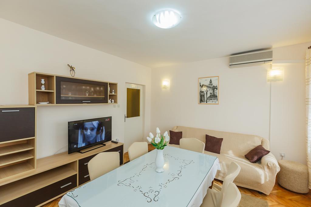 Apartment Sego Kaštela エクステリア 写真